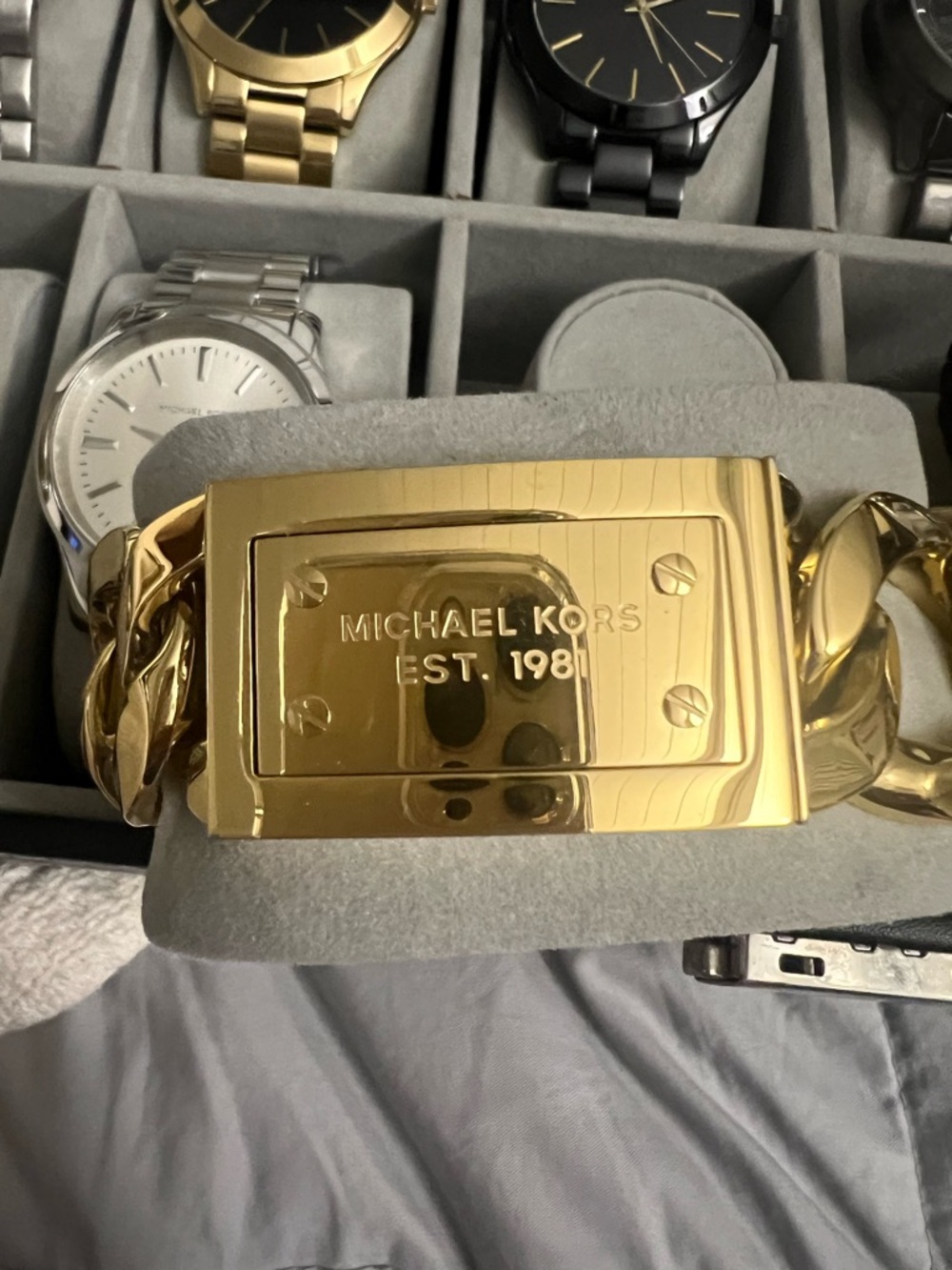 Michael Kors Gold Plaque Chain Bracelet